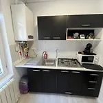 Garsoniera Langa Palatul Parlamentului * Bukurešť