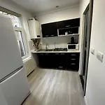 Garsoniera Langa Palatul Parlamentului Apartmán *