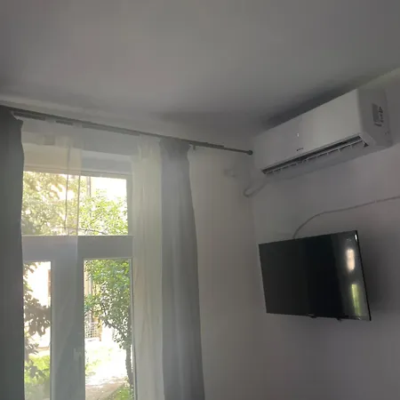 Garsoniera Langa Palatul Parlamentului Apartament