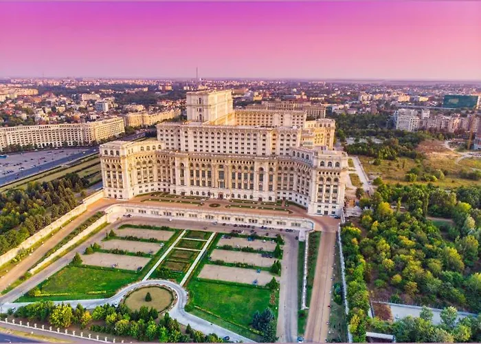 Garsoniera Langa Palatul Parlamentului Apartman Bukarest