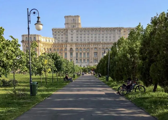 Garsoniera Langa Palatul Parlamentului Apartman Bukarest